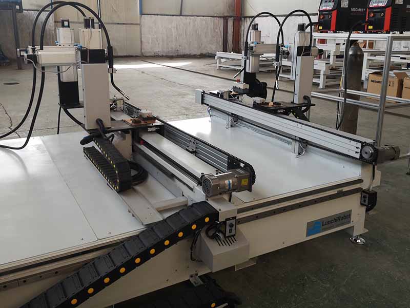 自動焊接設(shè)備